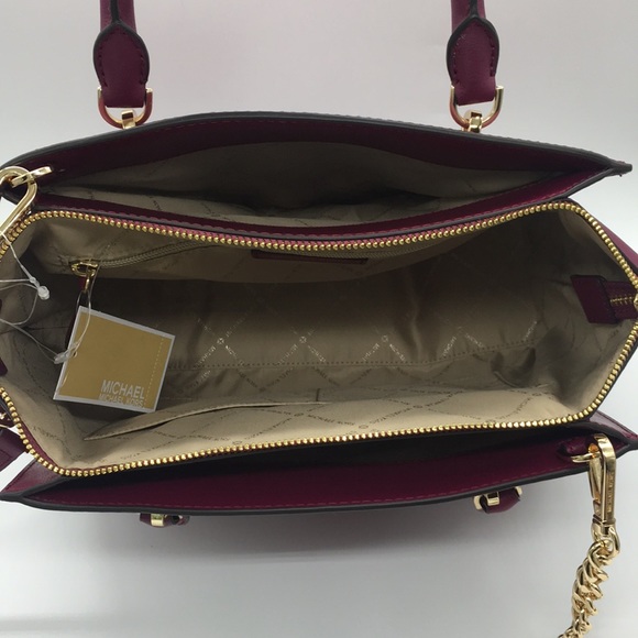 MICHAEL KORS ELLIS LG SATCHEL & LG WALLET MAGENTA - Picture 8 of 8